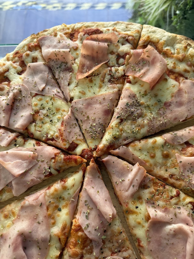 The Pizza MARKET · Fotos 7